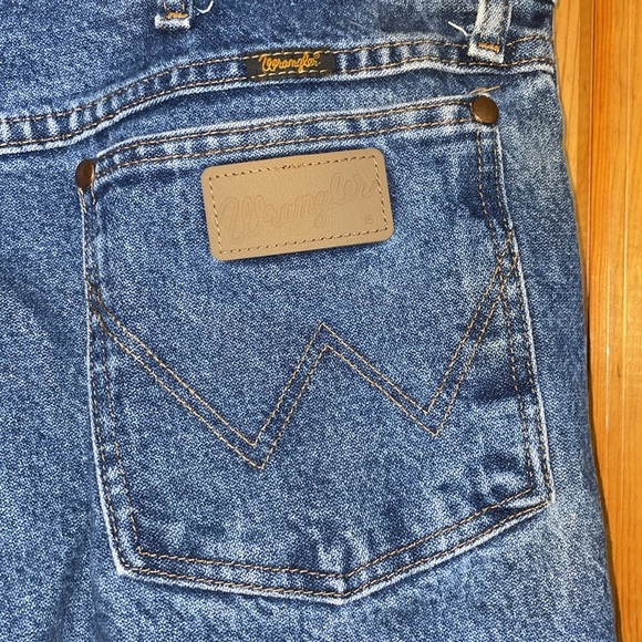 Men’s wrangler blue jean pants size 38x30 western outdoor wrangler jean pants - Picture 3 of 5